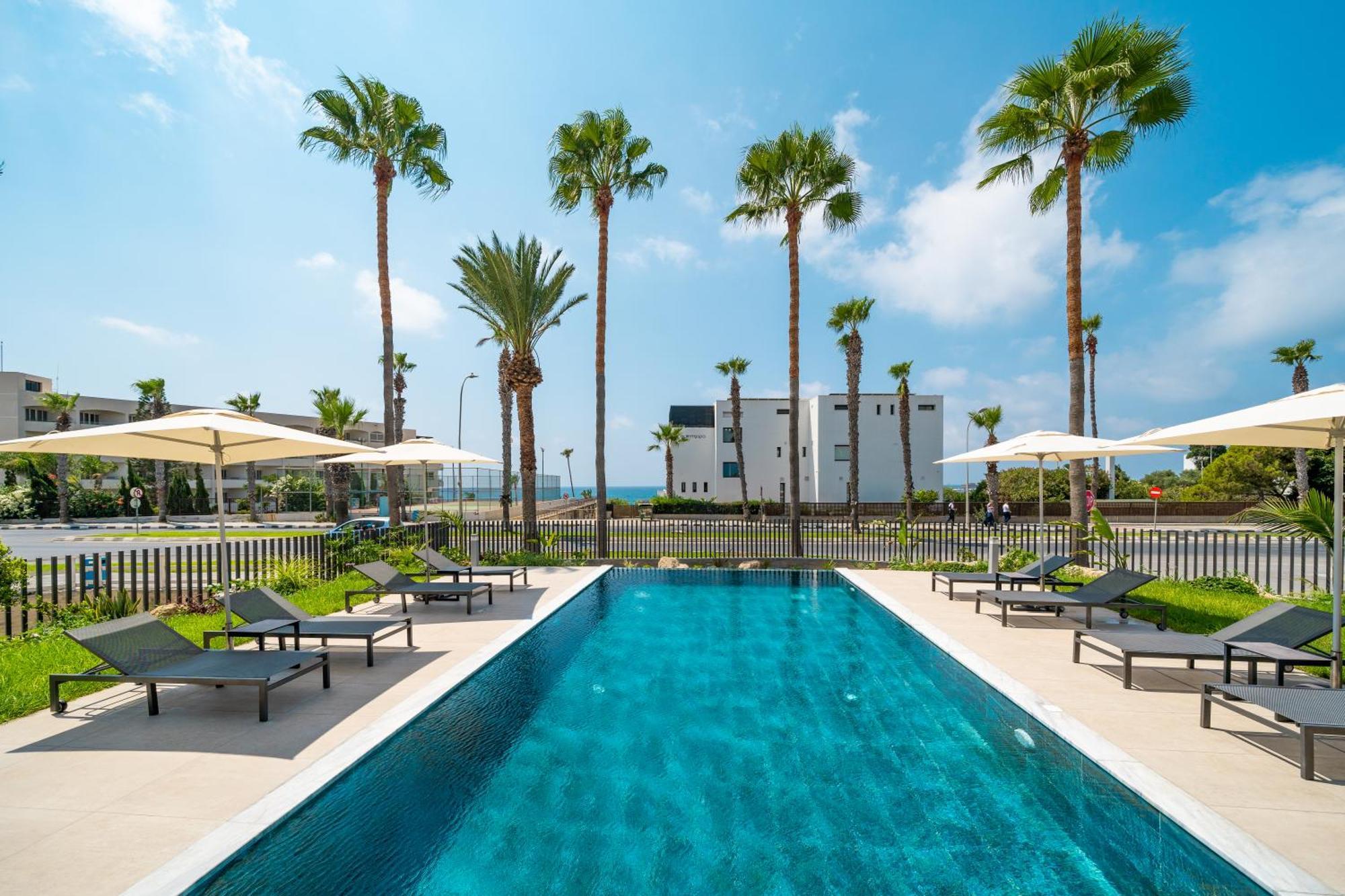 بافوس Waterside Sea View Apartments المظهر الخارجي الصورة