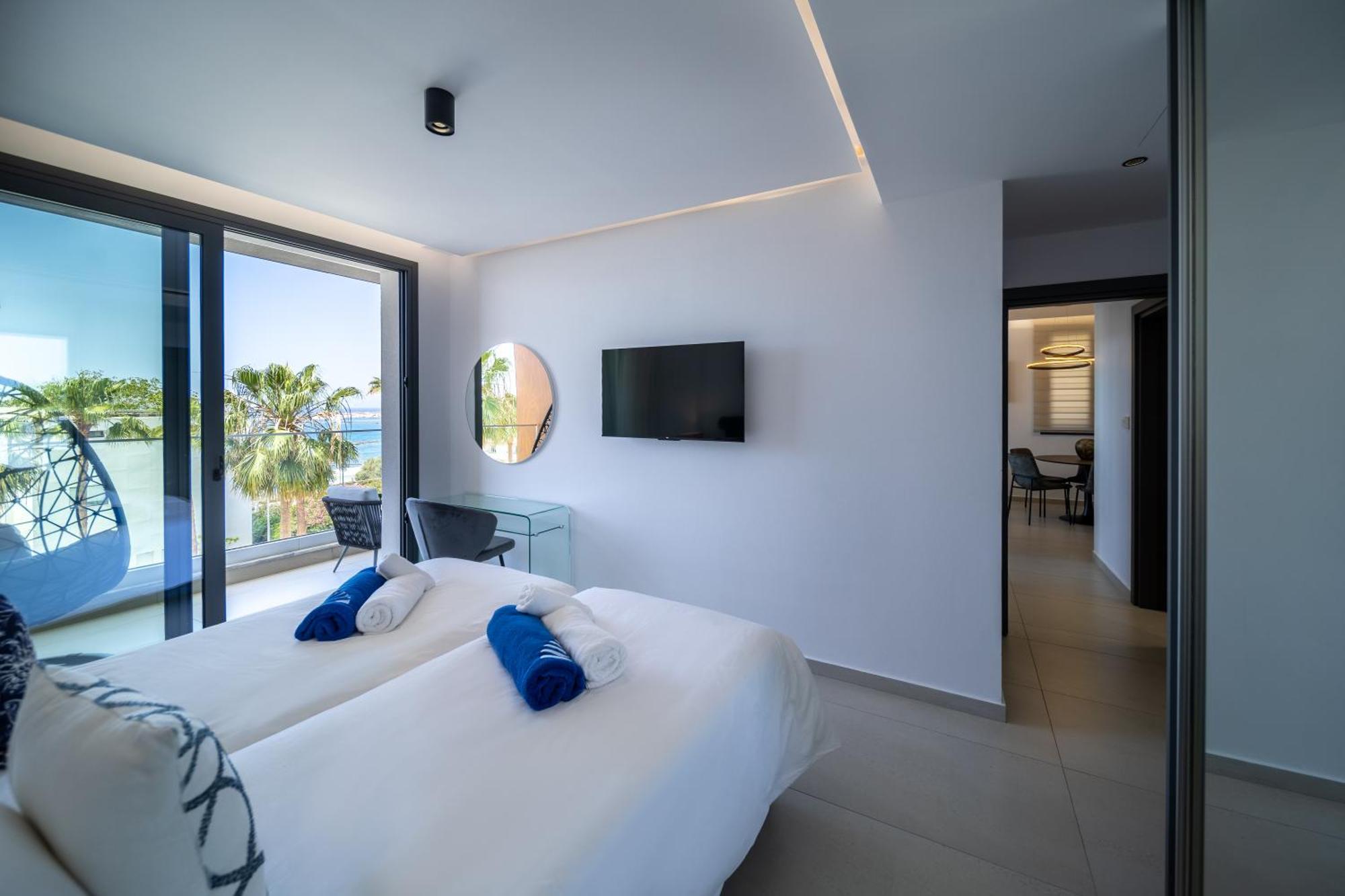 بافوس Waterside Sea View Apartments المظهر الخارجي الصورة